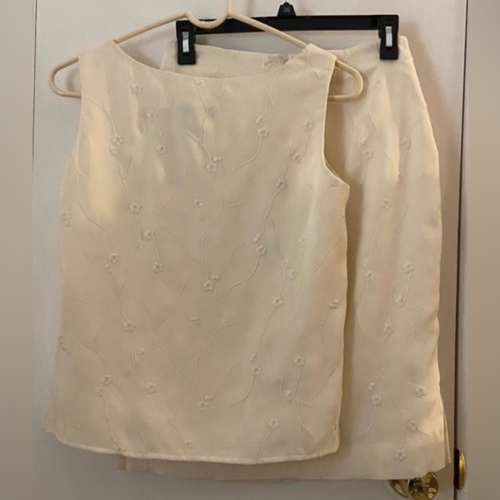 Rena Rowan Essentials Two Piece Set - image 2